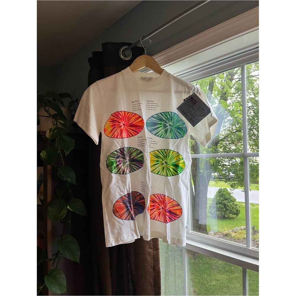 White Tie-Dye Graphic Short Sleeve Tee